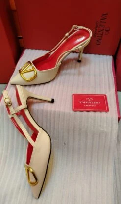 Valentino Garavani Vlogo Signature Slingback Pumps(Garavani Vlogo Signature Slingback Pumps By Valentino) -Best Household Items product name 1034528