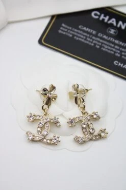 CH - CC Drop Earrings(Ch Cc Drop Earrings)