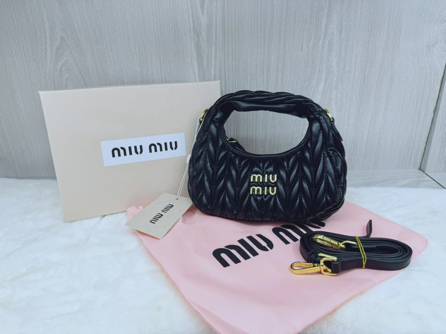 Miu Miu Wander Matelasse Nappa Leather Hobo Mini-bag(Miu Miu Wander Matelasse Nappa Leather Hobo Mini Bag) 3 Miu Miu Wander Matelasse Nappa Leather Hobo Mini-bag(Miu Miu Wander Matelasse Nappa Leather Hobo Mini Bag)