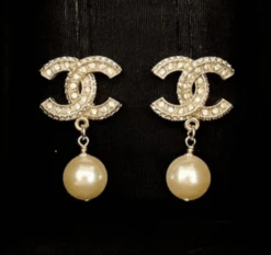 CH - CC Crystal Faux Pearl Drop Earrings(Ch Cc Crystal Faux Pearl Drop Earrings 1)