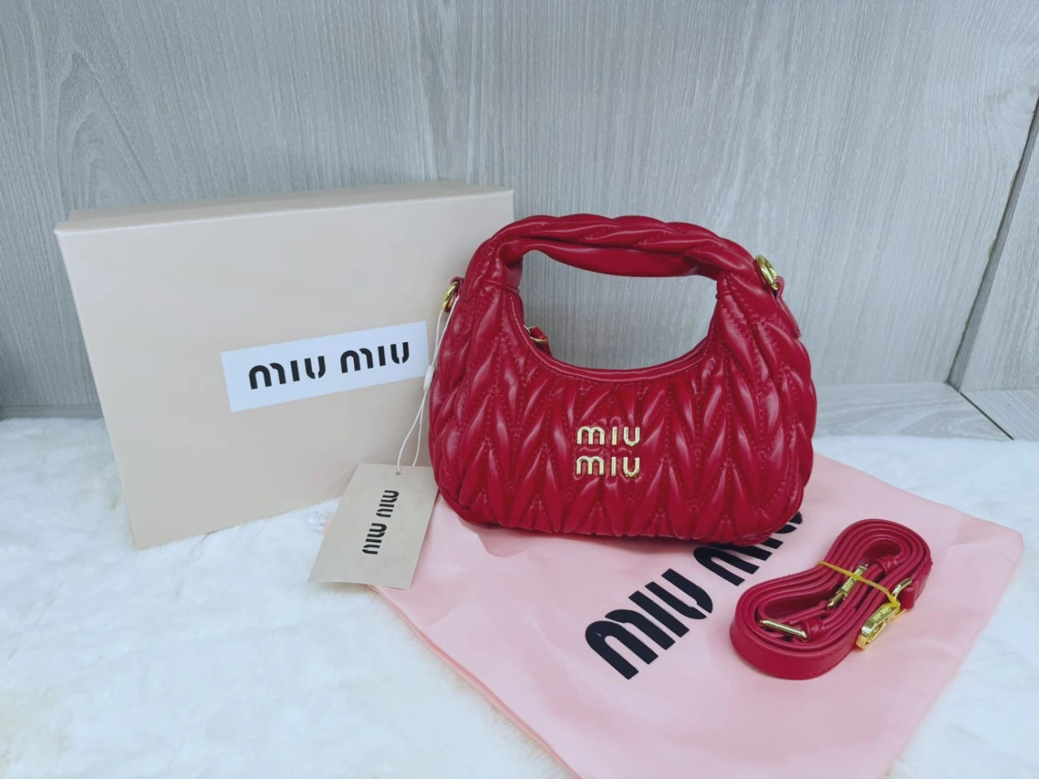 Miu Miu Wander Matelasse Nappa Leather Hobo Mini-bag(Miu Miu Wander Matelasse Nappa Leather Hobo Mini Bag) 4 Miu Miu Wander Matelasse Nappa Leather Hobo Mini-bag(Miu Miu Wander Matelasse Nappa Leather Hobo Mini Bag) - Image 2