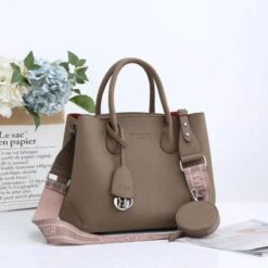 C.D Open Bar Leather Tote Bag(C D Open Bar Leather Tote Bag) -Best Household Items product name 3763475