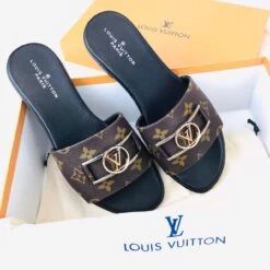 ππ Lock It Mules Flat Slippers In Monogram Canvas For Women(ππ Lock It Mules Flat Slippers In Monogram Canvas For Women) 9 ππ Lock It Mules Flat Slippers In Monogram Canvas For Women(ππ Lock It Mules Flat Slippers In Monogram Canvas For Women) -Best Household Items product name 4808640