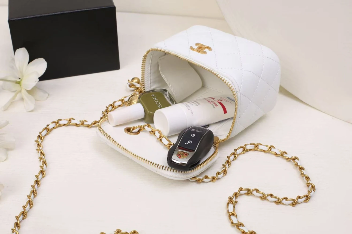 CH Mini Leather Vanity Bag(Ch Mini Leather Vanity Bag) 10 CH Mini Leather Vanity Bag(Ch Mini Leather Vanity Bag) - Image 8