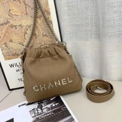 Chanel Bucket Shoulder Bag 28cm(Chanel Bucket Shoulder Bag) -Best Household Items product name 5833093