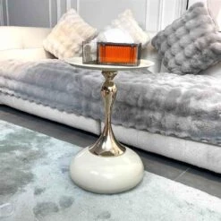 Open Circle Center Table Elegant Bedside Table White Carbon Steel Coffee Table Modern Black Nightstand Easy Assembly(COLOR, Black, White)(Open Circle Center Table Elegant Bedside Table White Carbon Steel Coffee Table Modern Black Nightstand Easy Assemblycolor Black White)