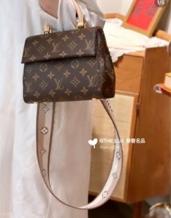 Cluny Mini Top Handle Leather Bag By LV(Cluny Mini Top Handle Leather Bag By Lv)